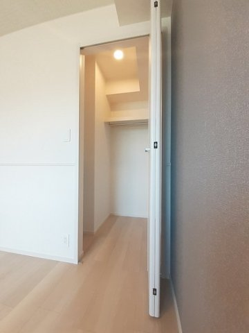 オーブ　シャルダンＡの収納