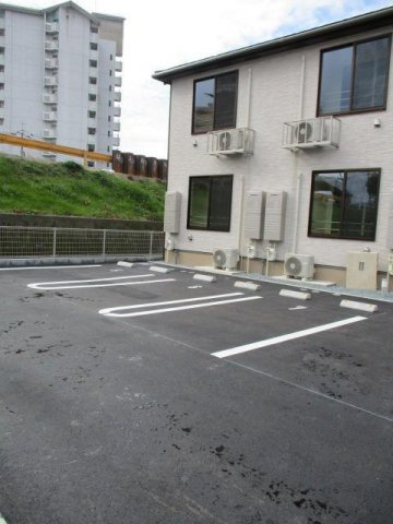 セント・ヴィラージュⅡの駐車場