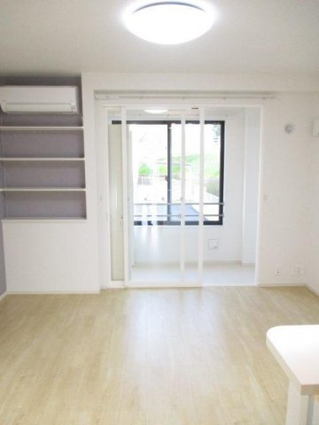 セント・ヴィラージュⅡの居間・リビング