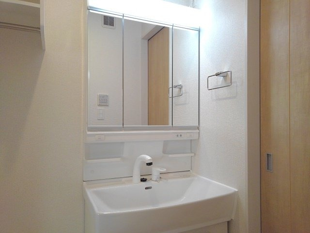 ルミナールの洗面所