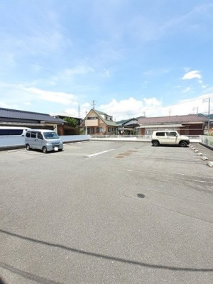 【駐車場】 | アドックヒルズ・モエＡ