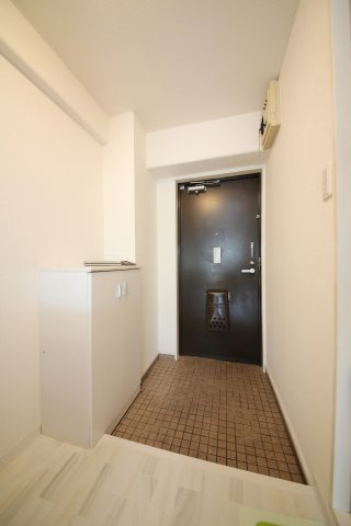 アンビシャス青山の玄関