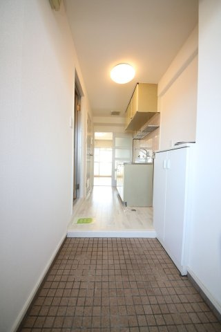 アンビシャス青山の内装