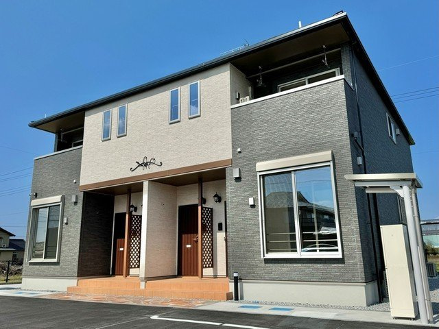 アズールの外観