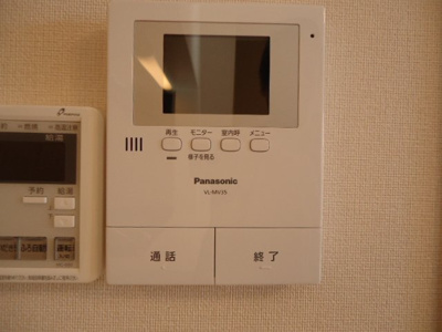 【セキュリティ】 | エストルーチェ | カメラ付インターホン