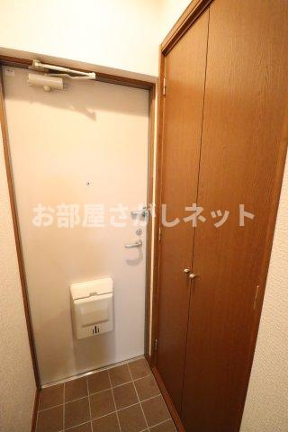 アリス広尾の玄関