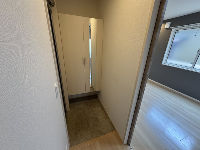 クラタス平野3の玄関