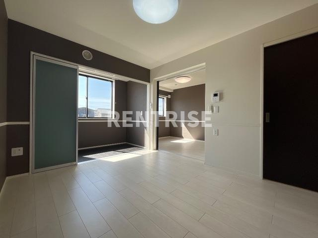 Ｆｏｒｔｕｃａｓａ (フォルツカーサ)の居間・リビング|リビング