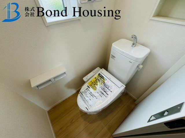 ZEH水準取得物件　魚住町西岡第9　新築限定1棟のトイレ