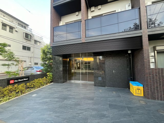 ドゥーエ蒲田南のエントランス