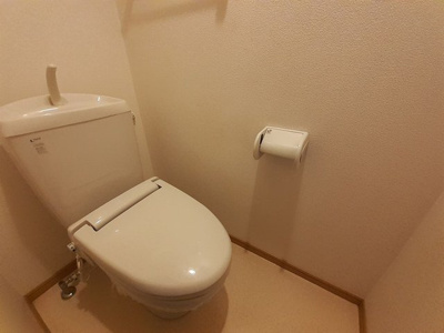 【トイレ】 | ドルフ・アカネＡ | 清潔感のあるトイレです
