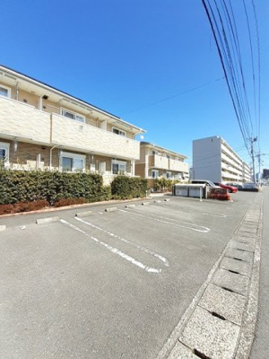 【駐車場】 | プリムローズ・Ａ