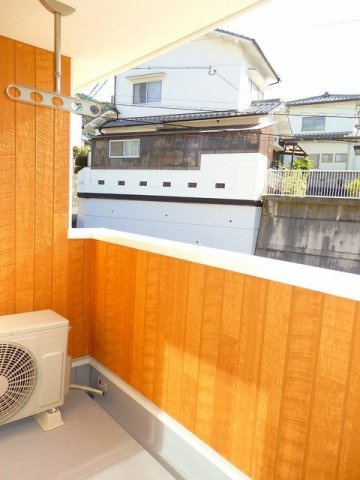 あじさい弐番館のバルコニー|陽当たり良好なバルコニーです