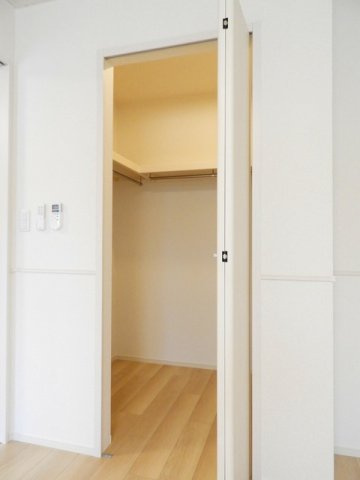 サン　ウォーム　Ⅳの収納|大きなものも収納できそうです