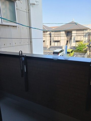 ハミングバードⅡのバルコニー|外からの目が気にならないバルコニーで洗濯物が干せます