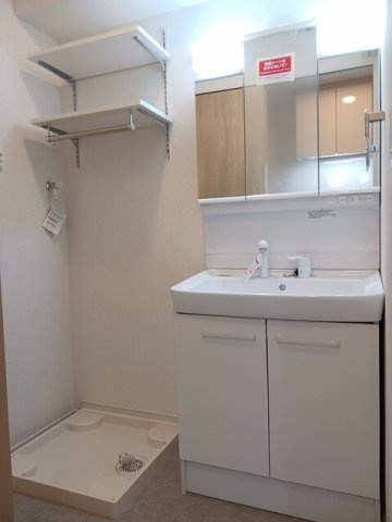 ハミングバードⅡの洗面所|広い洗面スペース