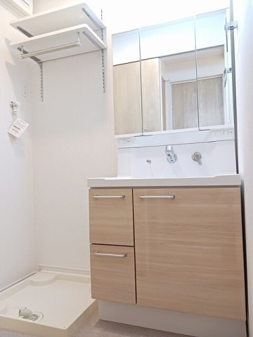 スクエアメゾンの洗面所|脱衣スペースもあります