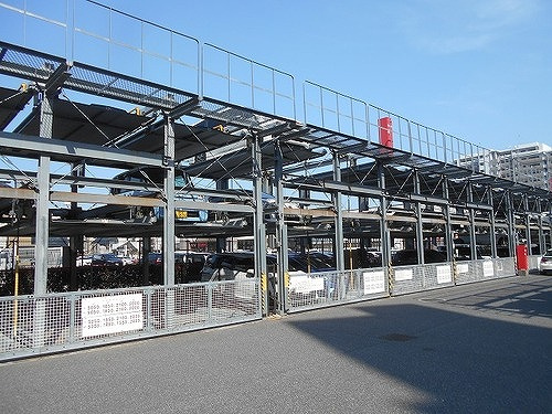 アーバングランディア庚午の駐車場|敷地内機械式駐車場　※2020年4月撮影