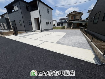 【駐車場】 |  LiveleGarden.S第2古河諸川　 | お車を4台駐車可能です☆