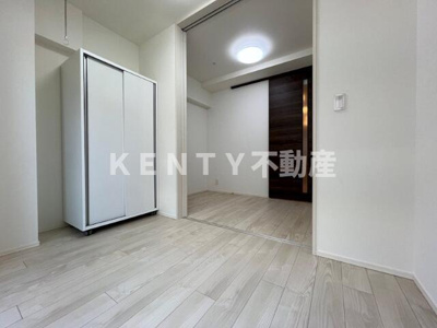 【居間・リビング】 | スパシエ蒲田グランドタワー | こちらのリビングで趣味の時間をお楽しみください