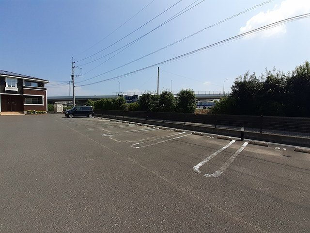 【駐車場】 | クヴェレ　Ⅱ