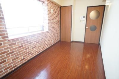 る・ぱピよん・SPの洋室