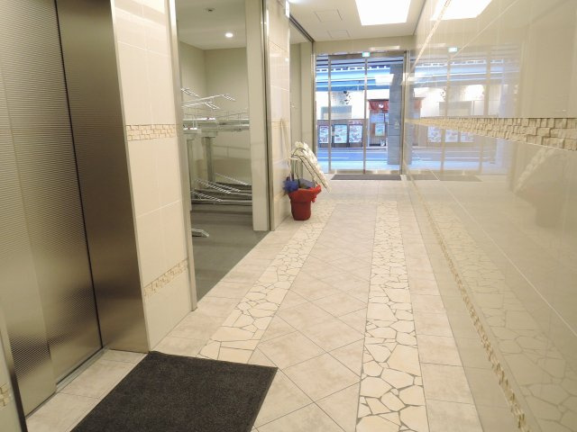 ImpRex 3号館のエントランス