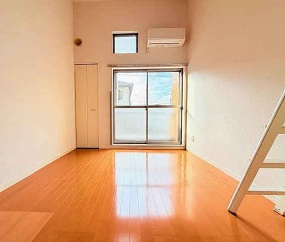 　愛知県名古屋市中川区1棟投資売アパート「尾頭駅徒歩5分」「2025年　大規模修繕工事実施済」の洋室