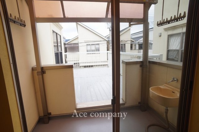 【バルコニー】 | 東大阪市岩田町6丁目 | テラス屋根付きのの部分にスロップシンク完備です☆