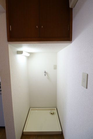 アリス広尾の玄関|明るい玄関です