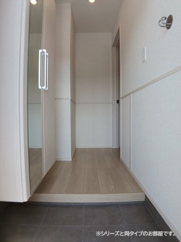エスパインⅡの玄関