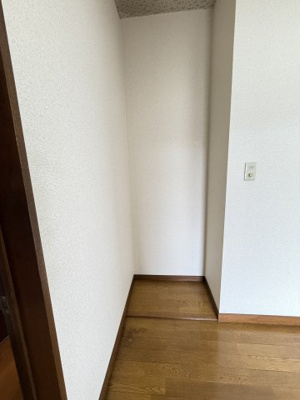 【設備】 | サンフラワーハイツ | 冷蔵庫置き場