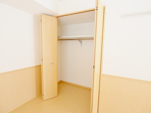 グランモア鶴江の収納