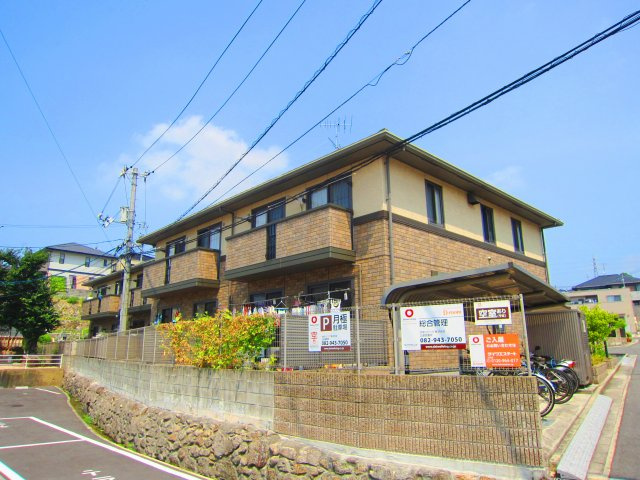 Green court A棟の外観
