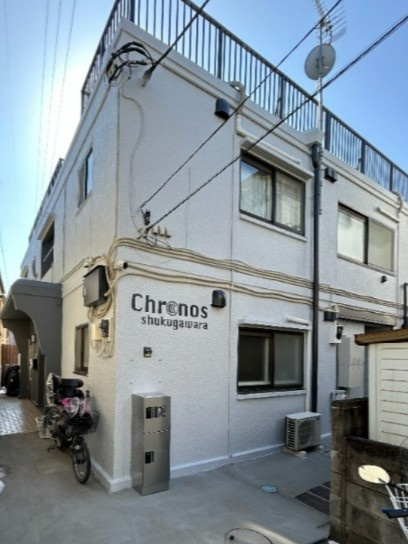 室内しフォーム物件のエントランス