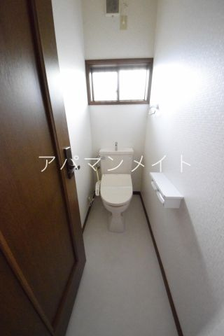 【トイレ】 | リバーストーン | ウォシュレット付き