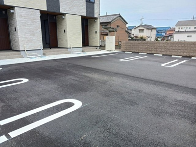 【駐車場】 | リバーテラスⅡ | カースペースがあります