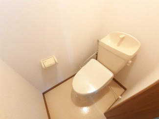 【トイレ】 | ヴィエルジュ大道 | コンパクトで使いやすいトイレです