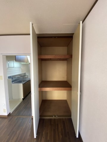 メゾン本町の収納|大きなスペースがあり、収納には困りません