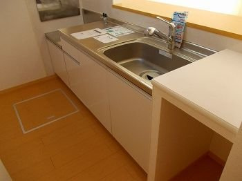 【キッチン】 | フェリア香呂Ｃ | キッチンです