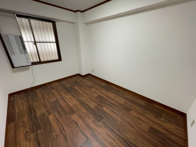 カサベルデ青谷の居間・リビング