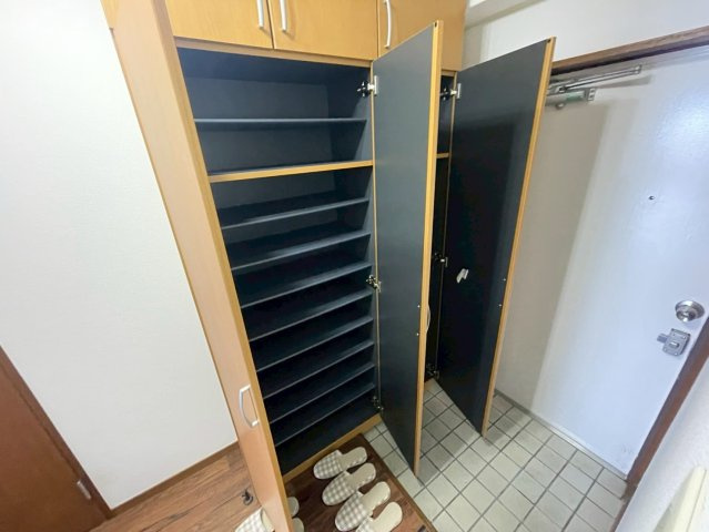 カサベルデ青谷の収納