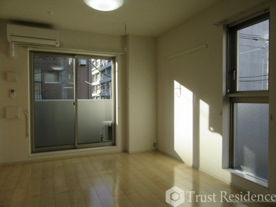 【寝室】 | ワンリーフ