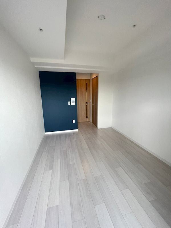 ファーストフィオーレ難波南パークサイドの居間・リビング|こちらの居間で趣味の時間をお楽しみください