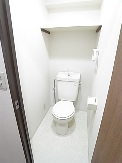 シャンブル甲東園のトイレ
