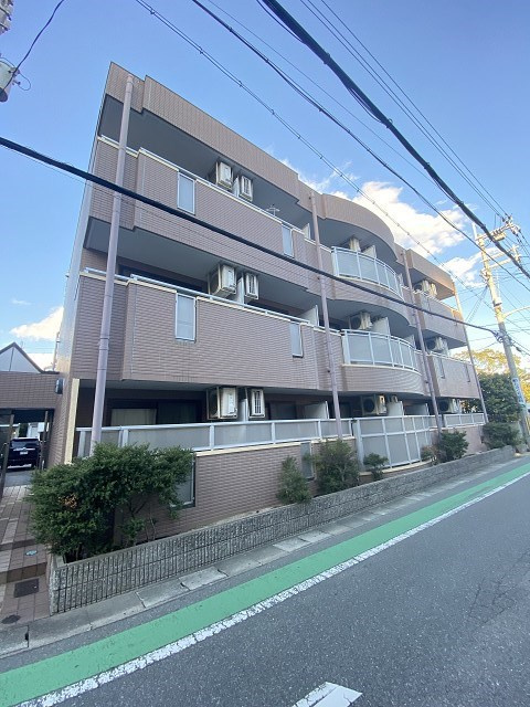 シャンブル甲東園の外観