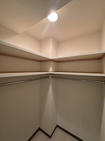 CITY SPIRE桜川Ⅱの収納