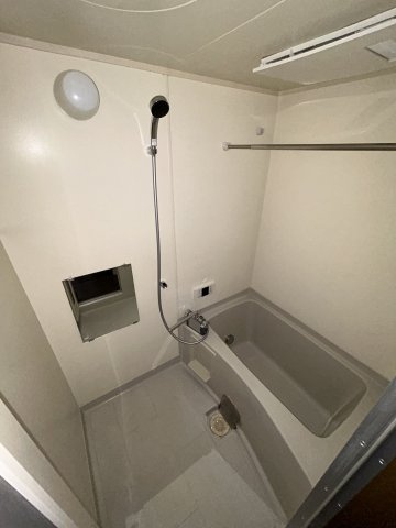 エマーレ北越谷の浴室|参考写真別号室