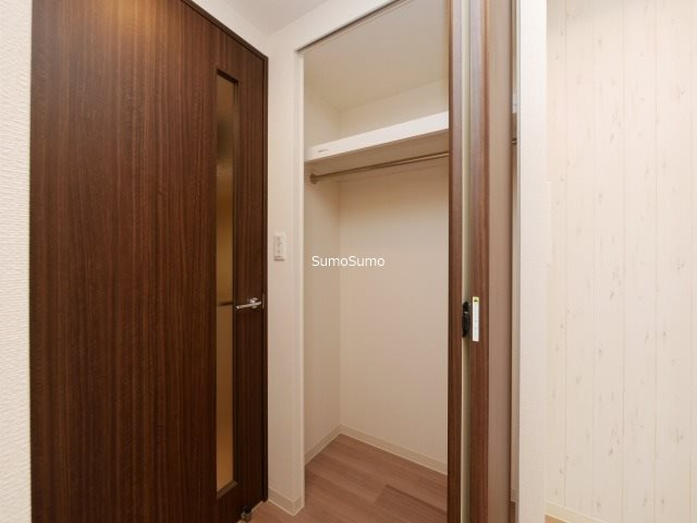 プレサンス天満橋トラッドの収納|ちょっとした収納スペースも充実しています