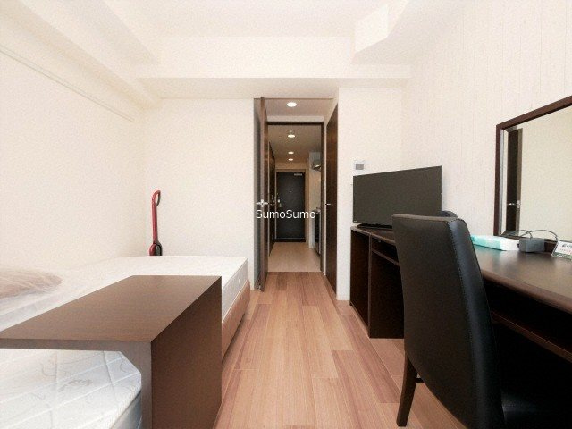 プレサンス天満橋トラッドの居間・リビング|ゆったりとしたリビングです